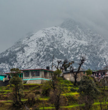 Naddi-Village-Himachal